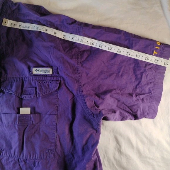 COLUMBIA PFG Shirt/Top PURPLE/GOLD Vented Back LSU TIGERS Button Up sz XL - Picture 4 of 10